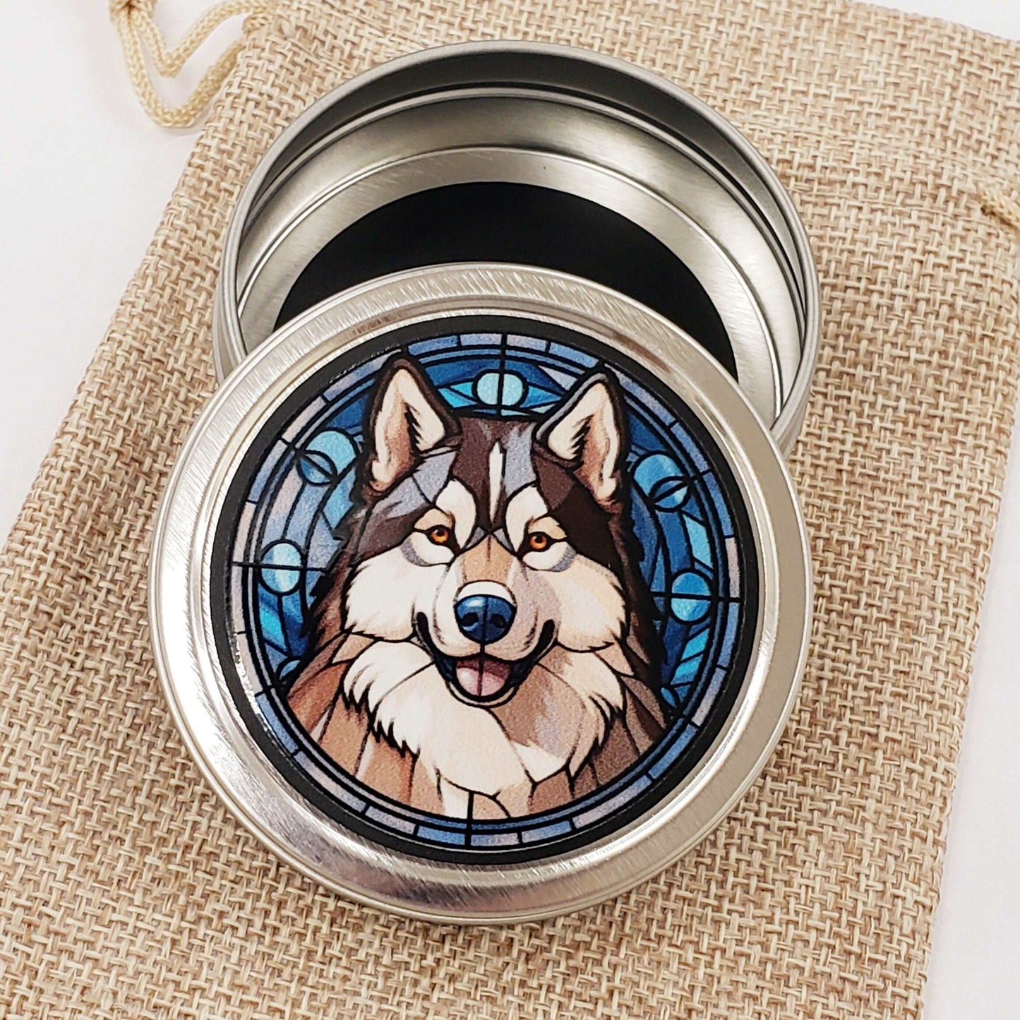 Alaskan Malamute Gift Tin. Small round metal trinket container with husky dog graphics. Stocking Stuffer. Guitar Pick holder. Mints tin.