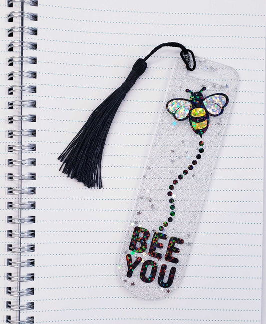 Bumblebee Bookmark, gift for book lovers, teachers and students.