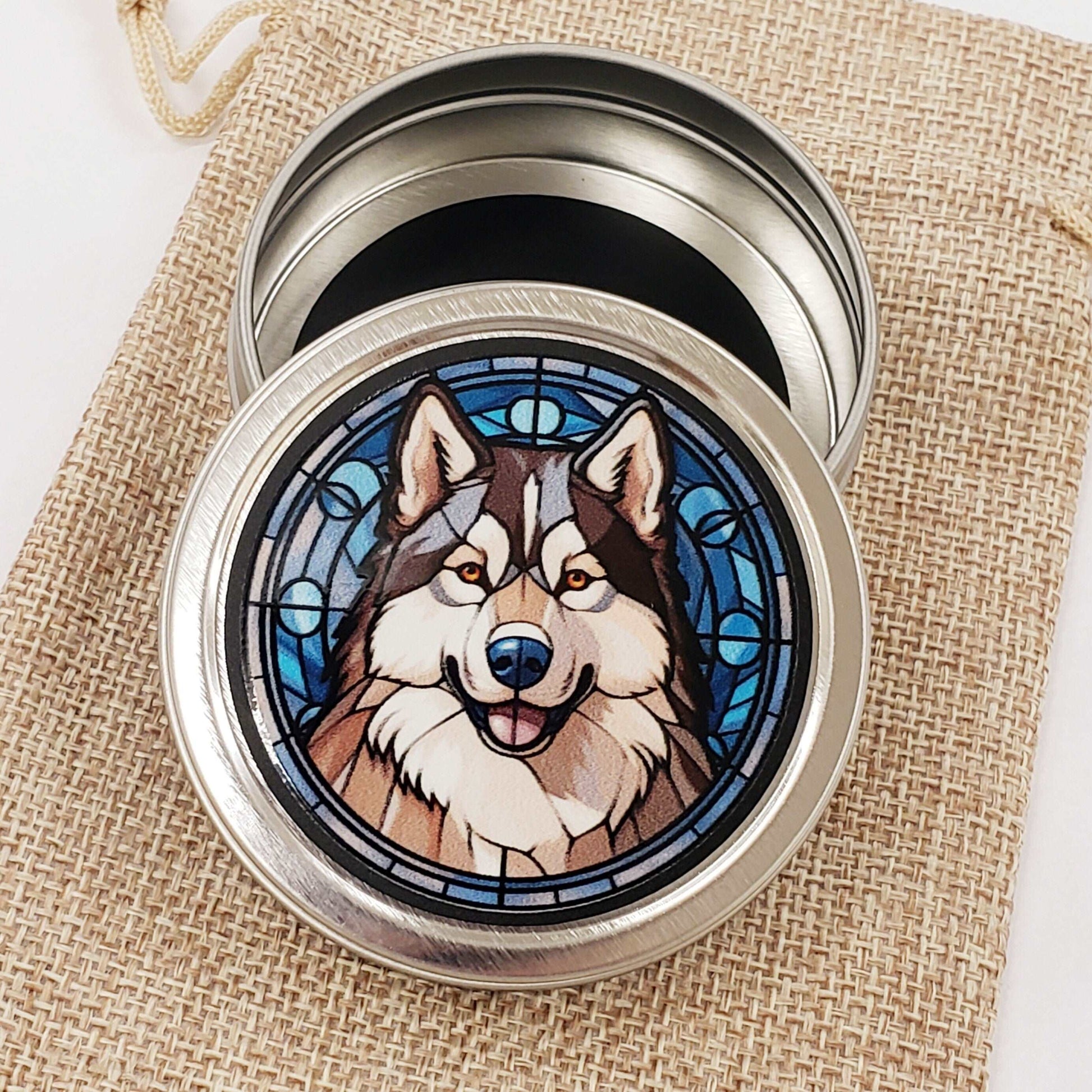 Alaskan Malamute Gift Tin. Small round metal trinket container with husky dog graphics. Stocking Stuffer. Guitar Pick holder. Mints tin.