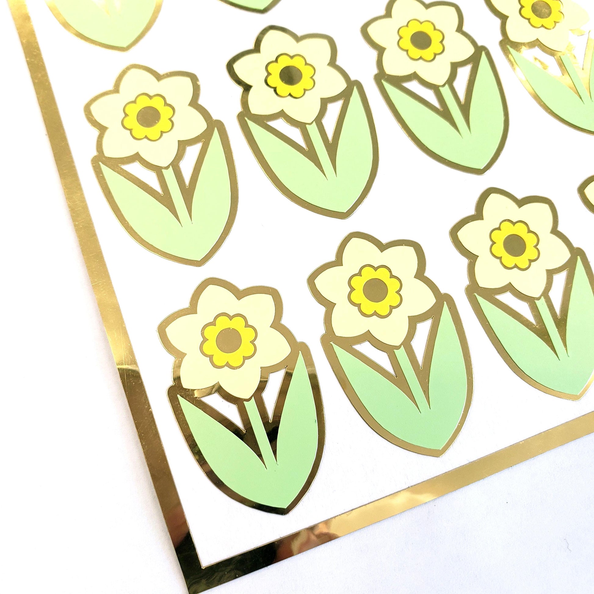 Yellow Daffodil Flower Stickers, set of 20 Spring Blooms for Easter Cards, garden journals and plant stake label, gift for Mom. Gold outline