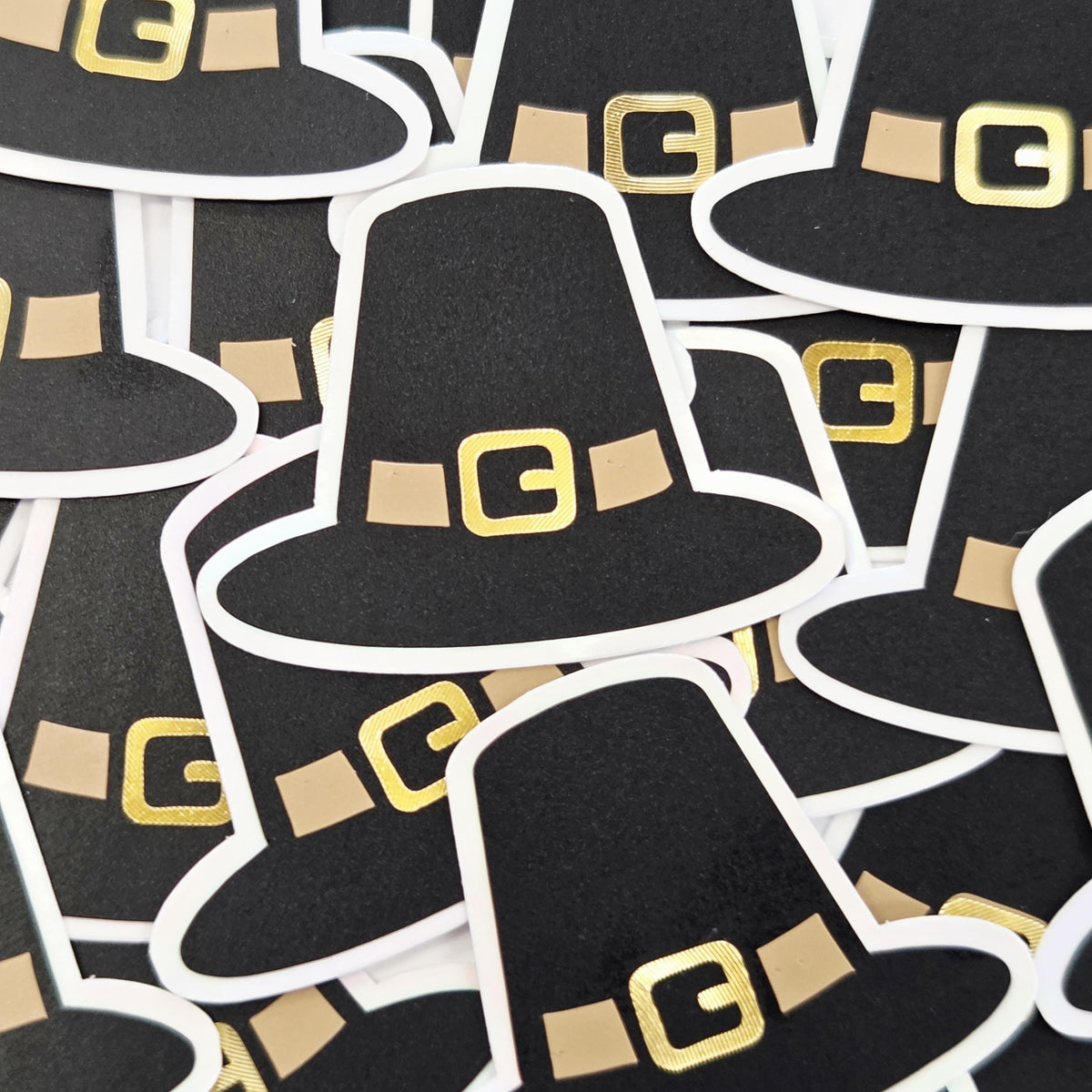 Pilgrim Hats Die Cut Stickers for Thanksgiving, craft embellishments for holiday dinner decor, gift tags and place cards.