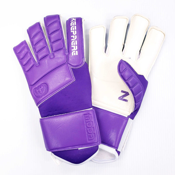 Goalkeeper Soccer Gloves, Purple & White - Keepaere Moda